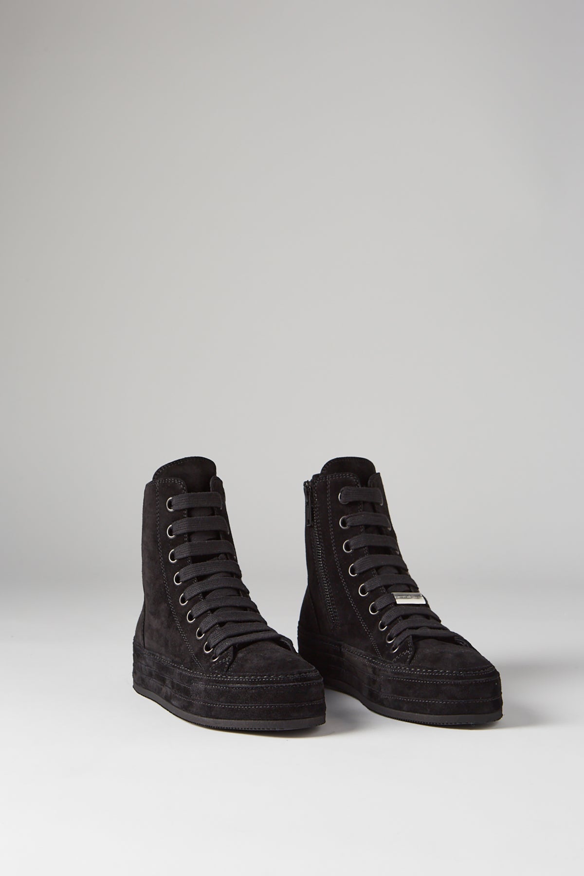 Raven Sneaker Black